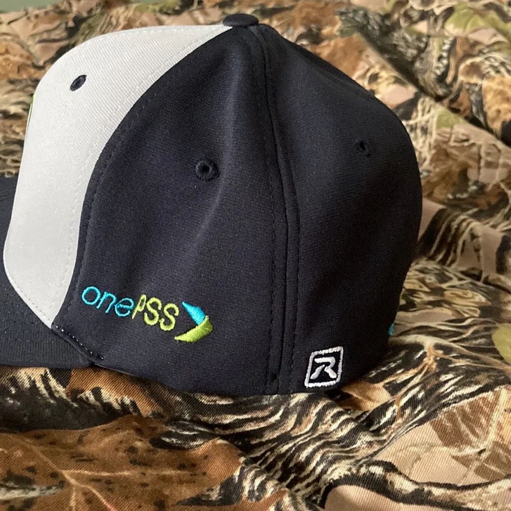 Hat - Picture 3 of 4